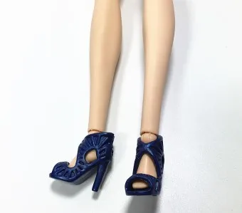Обувки за вашите кукли Барби BBI00778