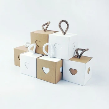 5,5х5,5x5,5 см Ретро Крафт-хартия Квадратна Сърцето Кутия шоколадови Бонбони, Опаковки на шоколадови Бонбони Подарък Кутия 50 бр. Печени Бисквити Опаковъчна кутия DIY Доставка